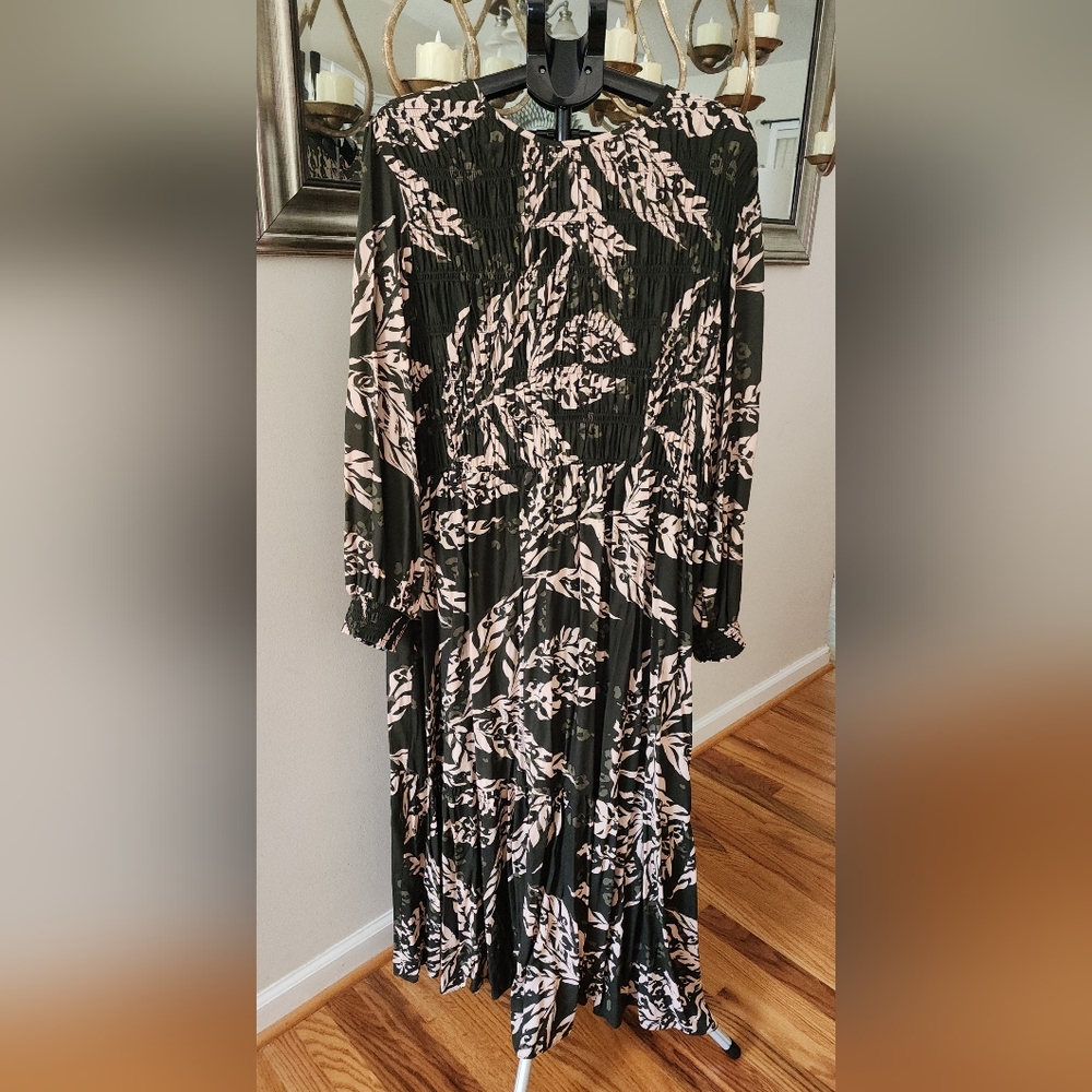 Monsoon London Dark Green and Pink Leaf Print Long Sleeve Dress, NWOT